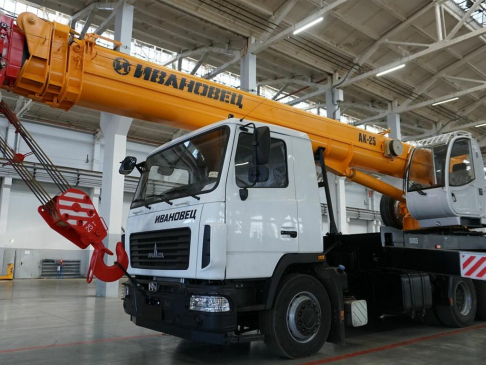 Автокран 25т МАЗ КС-45717 - 31м