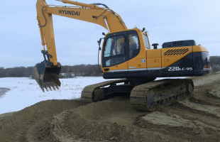 Аренда гусеничного экскаватора JCB 220