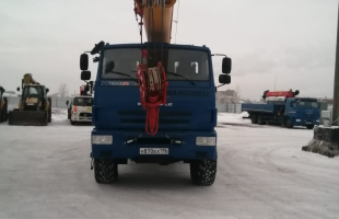 Автокран 25 тонн КС-45717К-3Р (вездеход)